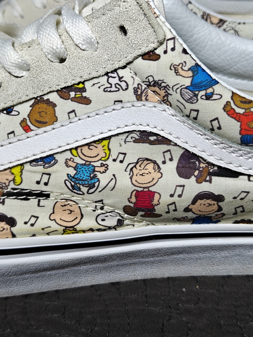 VANS X Peanuts 'The Gang' Old Skool Charlie Brown Sneakers Unisex Men 8 Wmn 9.5 - Picture 4 of 11